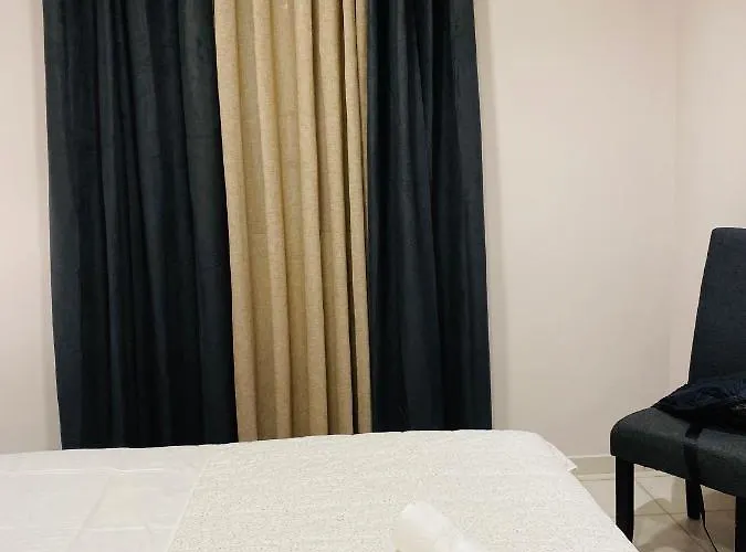 Daire Square 2 Pírgos